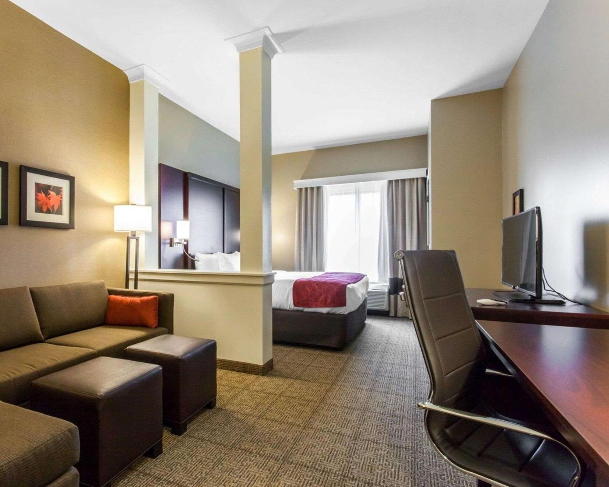 Comfort Suites-Youngstown North Buitenkant foto