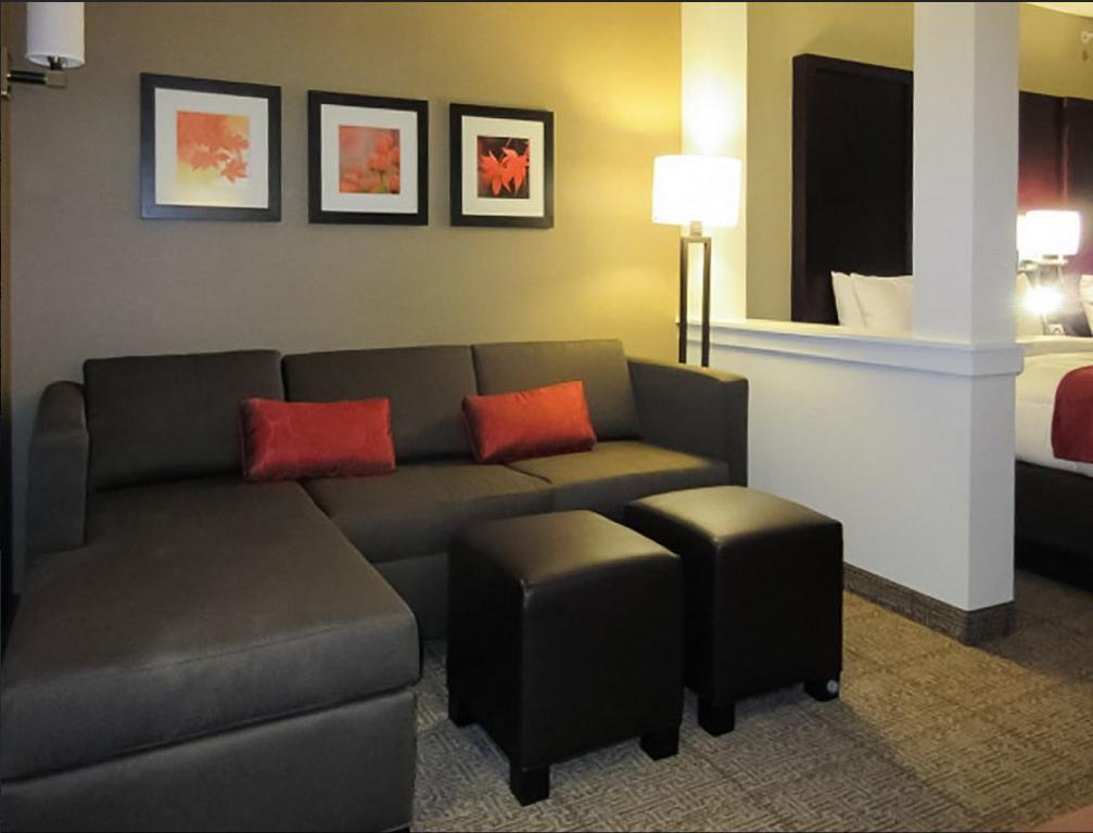 Comfort Suites-Youngstown North Buitenkant foto
