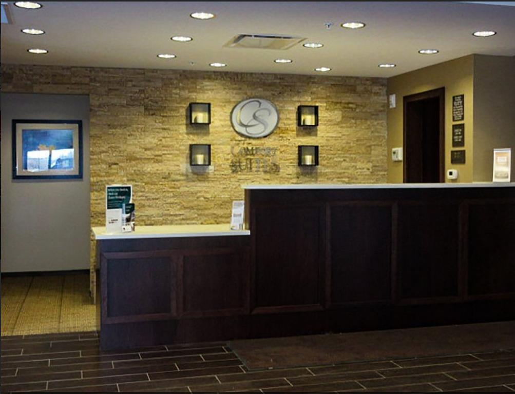 Comfort Suites-Youngstown North Buitenkant foto